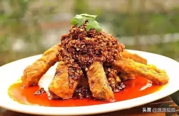 铁锅原味鸡，农家一品排骨，油淋肝的做法