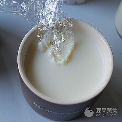 丝滑醇厚的原味酸奶